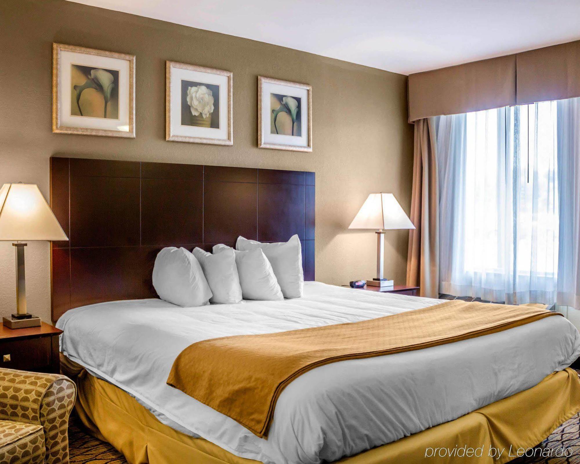 Quality Inn Waterbury Eksteriør billede