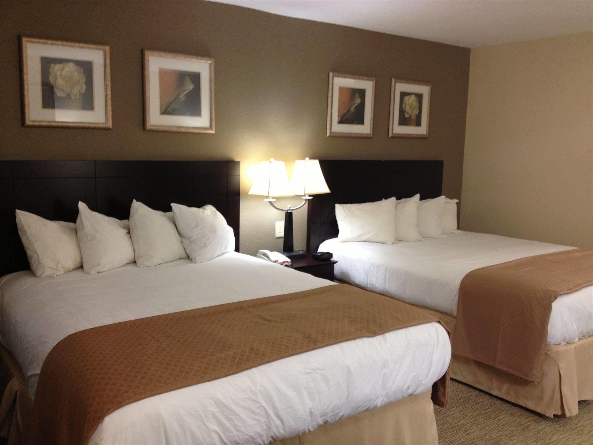 Quality Inn Waterbury Eksteriør billede